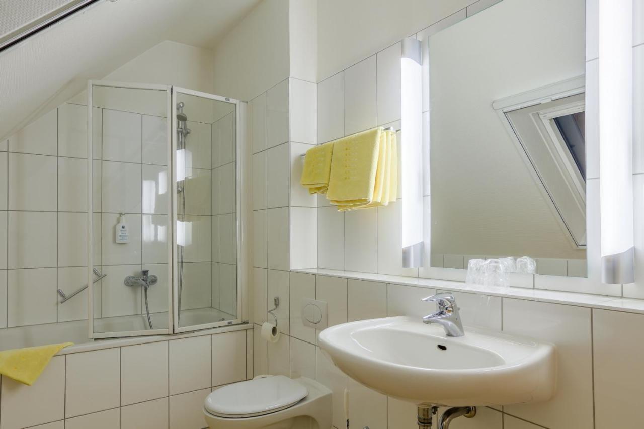 Gaestehaus Janzen แฮร์ฟอร์ด ภายนอก รูปภาพ