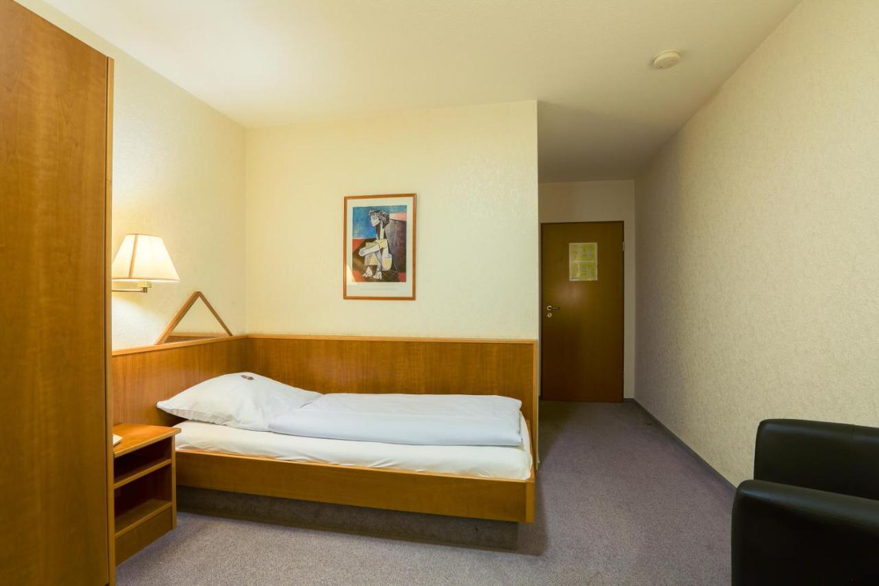 Gaestehaus Janzen แฮร์ฟอร์ด ภายนอก รูปภาพ